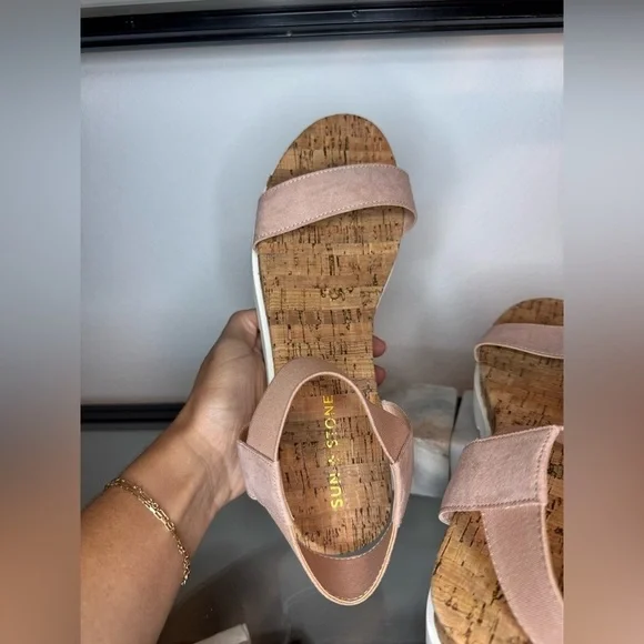 NWOT Sun + Stone Melanyy Laceless Open Toe Wedge Sandals Rose Size 9.5 - Picture 5 of 6